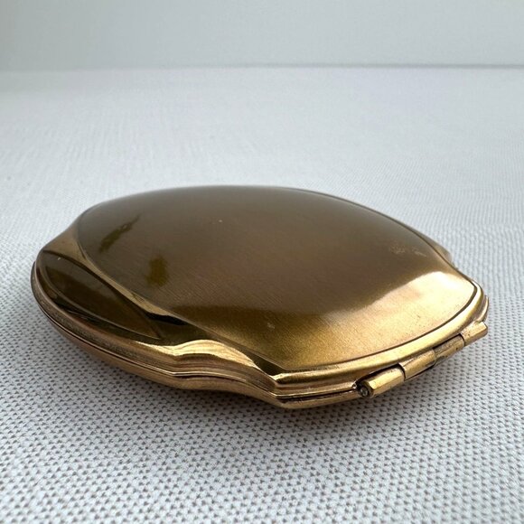 Elgin American Gold Tone Vanity Compact - Picture 4 of 16
